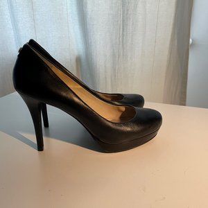 Michael Kors Platform pumps